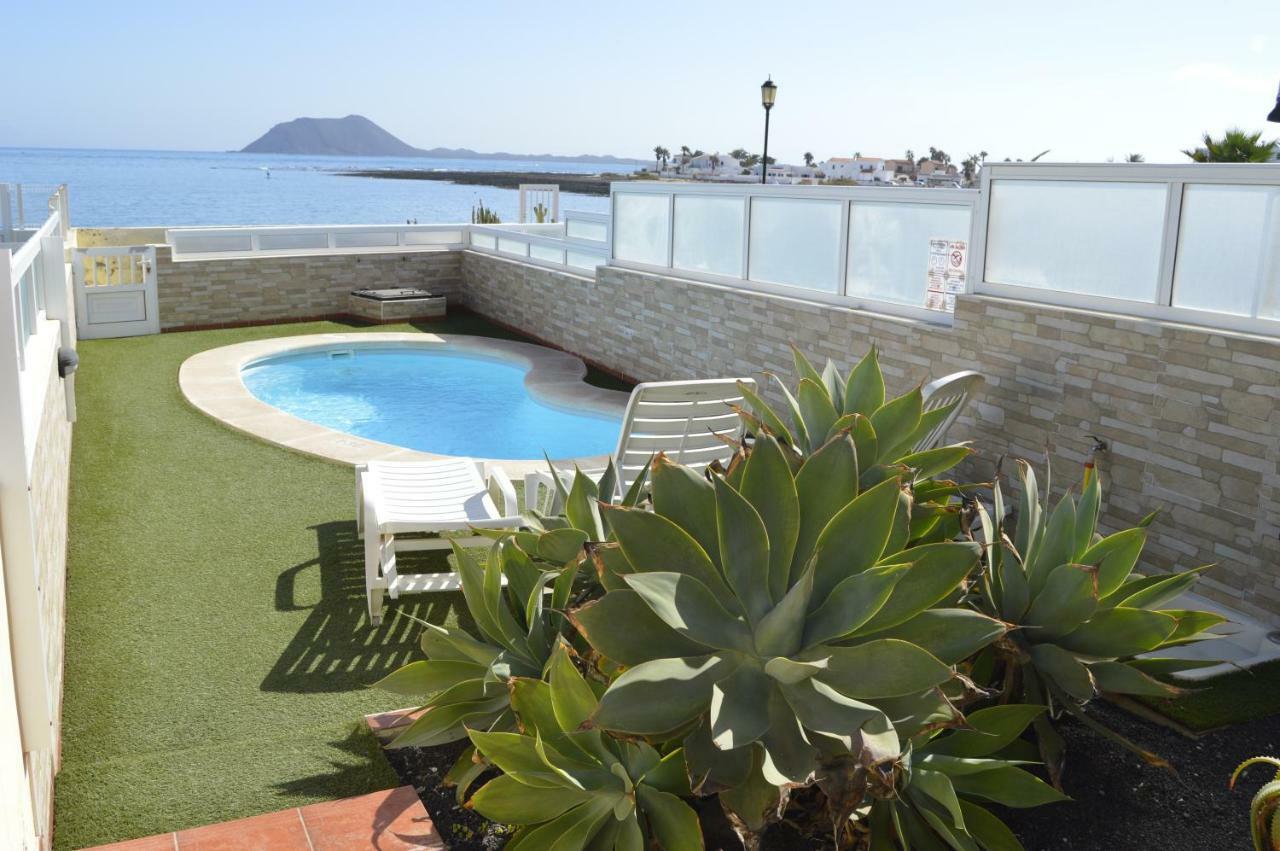 Beach Front Villa Vv コラレホ エクステリア 写真